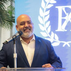 César Bollero